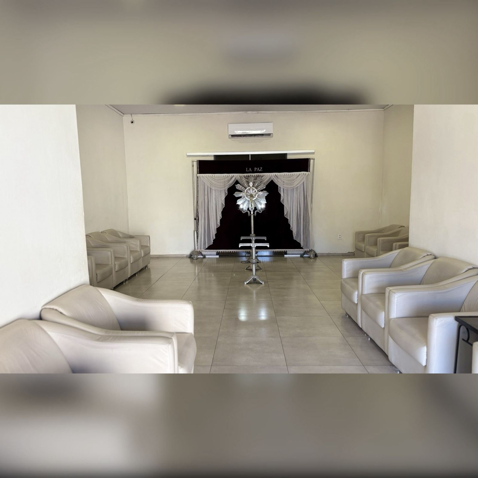 Interior de uma sala de estar moderna